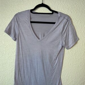 LuluLemon V-Neck Short Sleeve Top - Lavender